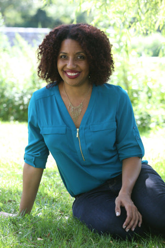 Today’s #OwnVoices installment is an interview with Kellye Garrett, author of the award-winning “Detective by Day” mystery serie