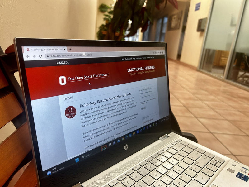 Digital Detoxing: How college students can periodically step away from their screens